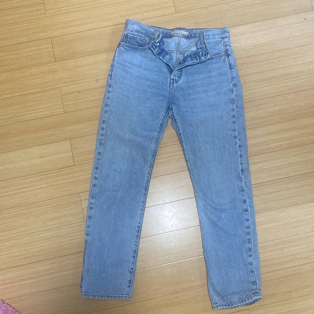 Levi’s, size 27